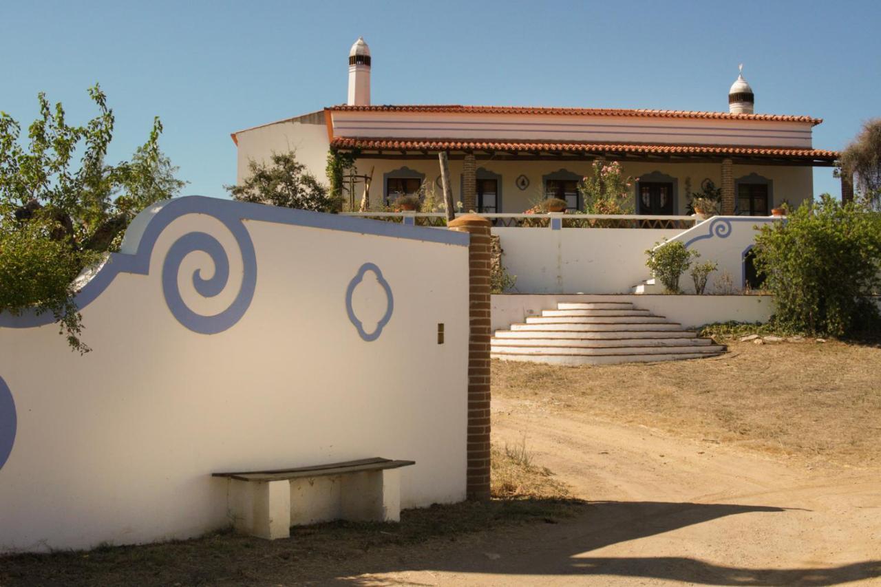 Aproveite O Sabor Do Alentejo Villa Vila Verde de Ficalho Exterior photo