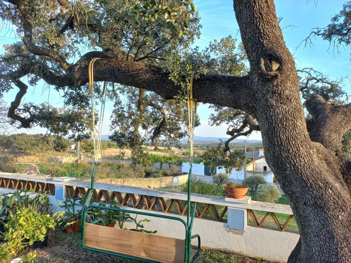 Aproveite O Sabor Do Alentejo Villa Vila Verde de Ficalho Exterior photo