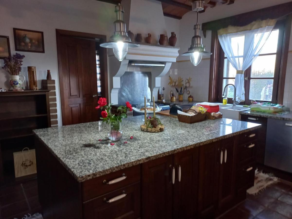Aproveite O Sabor Do Alentejo Villa Vila Verde de Ficalho Exterior photo